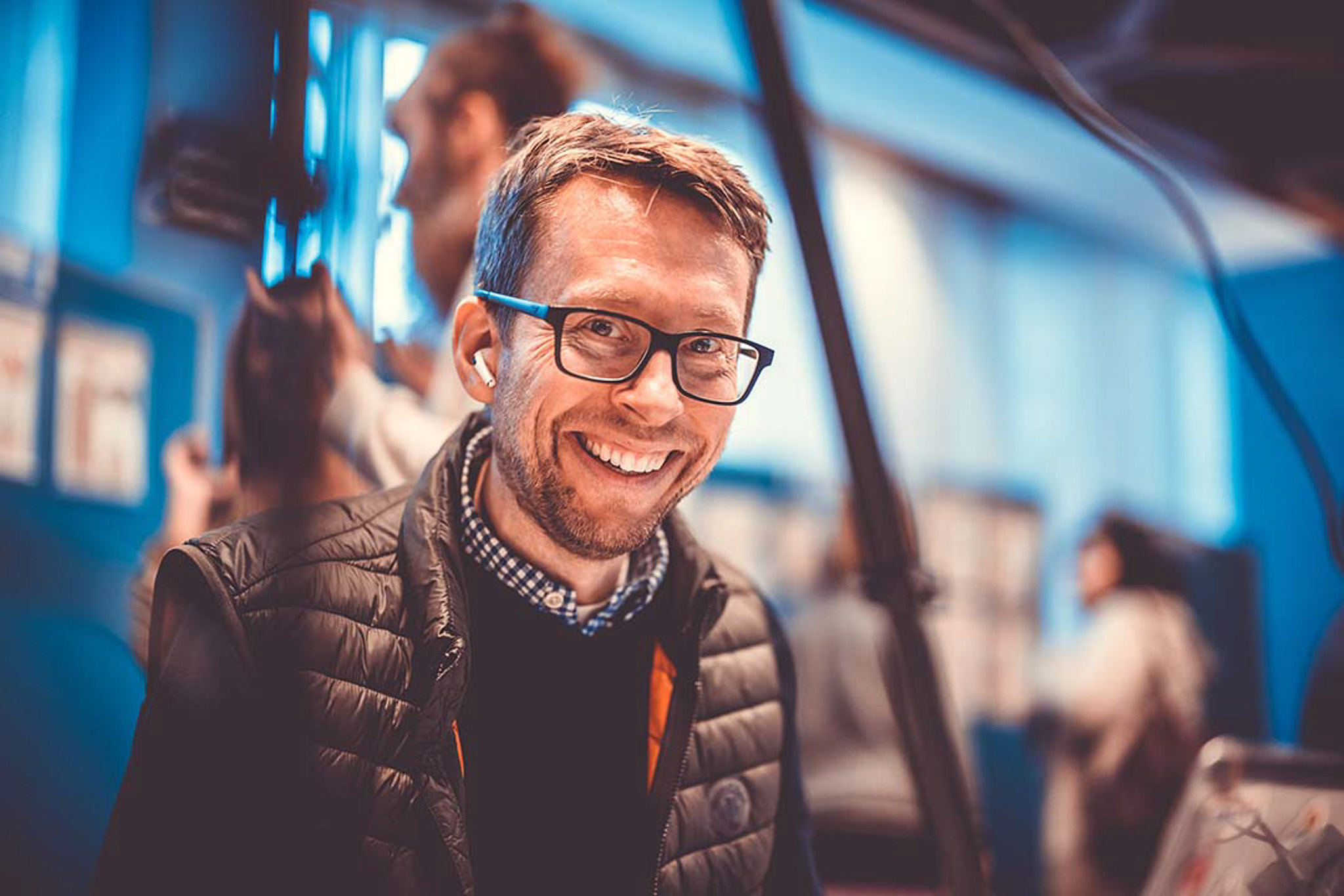 Daniel Schwenger with an earpiece during a production