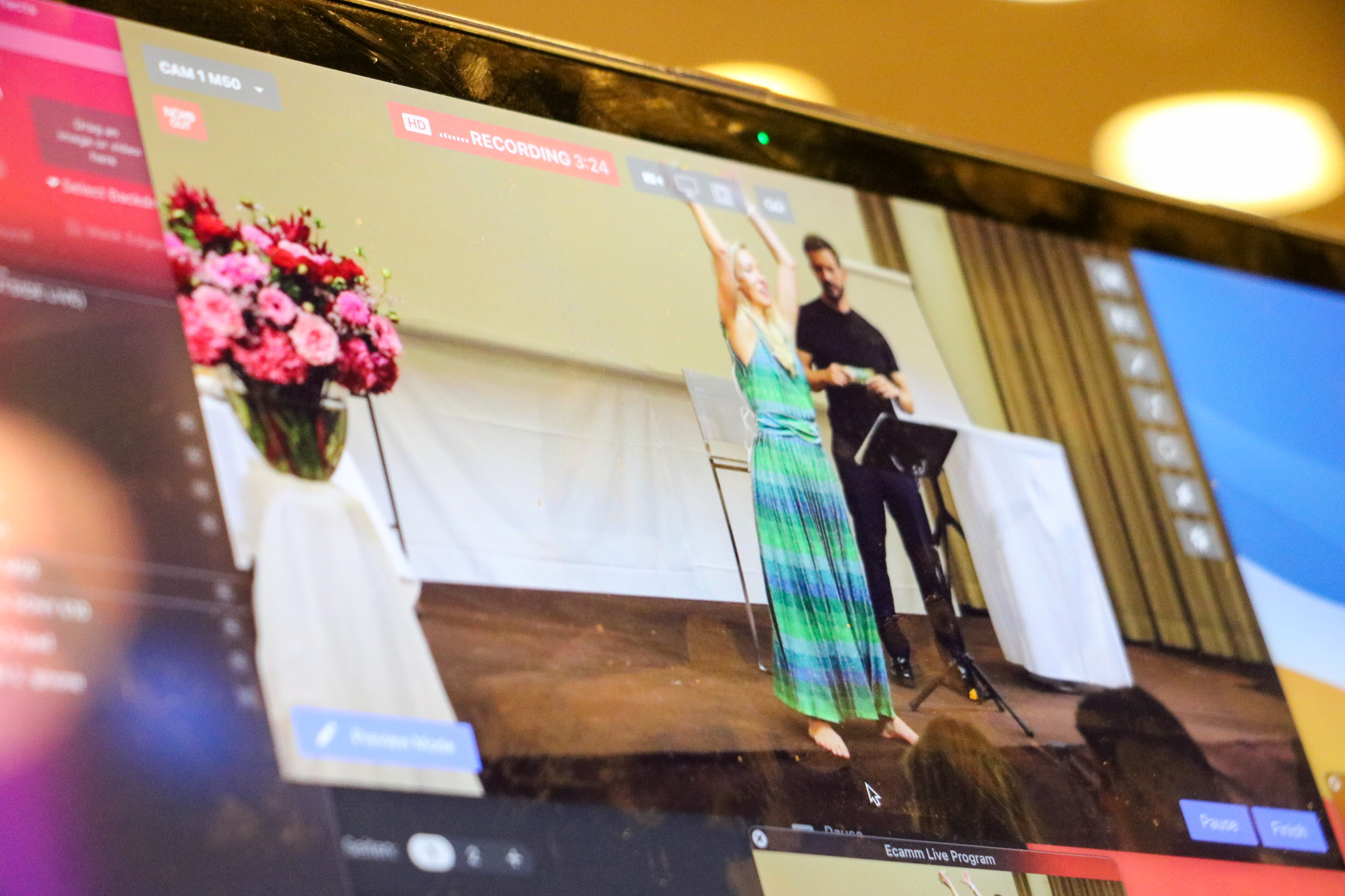 Recording software capturing a conversation on stage
